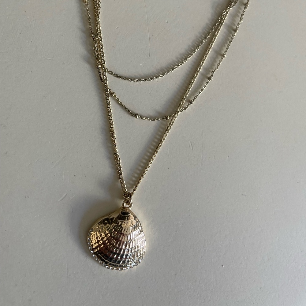 Lilly Pulitzer Gold Layered Shell Necklace